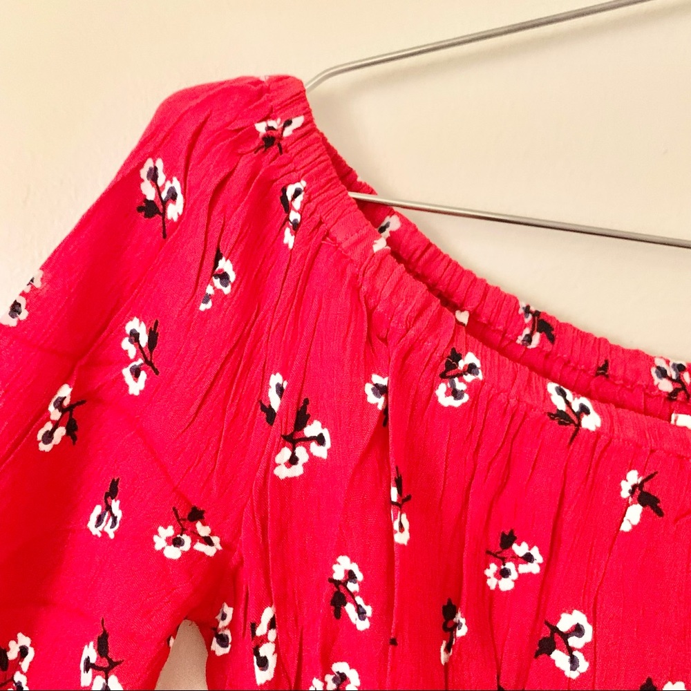| billabong • red hot floral flare sleeve crop top • medium | - Picture 8 of 12